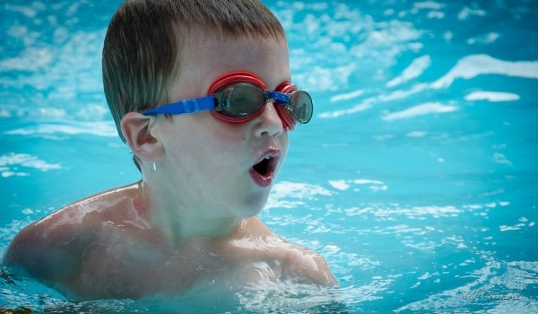 Natação para bebês com necessidades especiais Natação Infantil para Bebês com Autismo