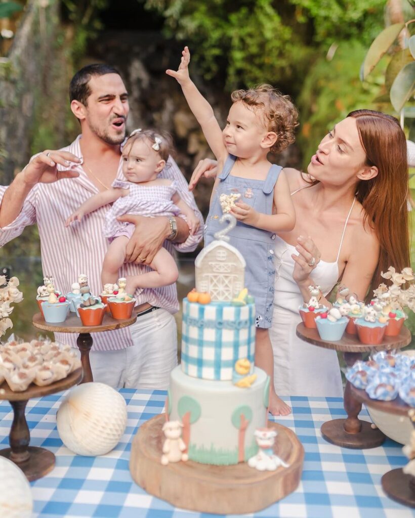 Festa com temática de fazendinha para comemorar o aniversário de 2 anos do filho de Thaila Ayala. Foto: Reprodução / Instagram